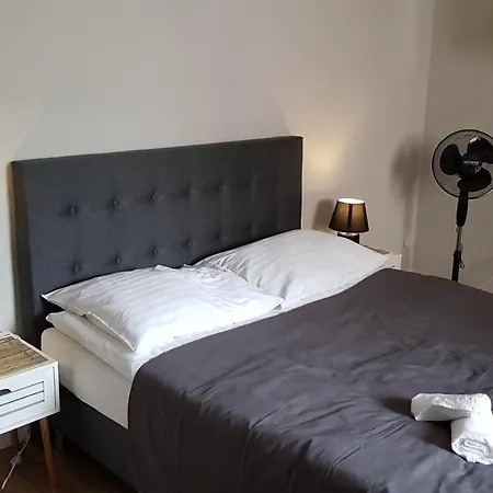 Goscinne Vis A Vis Retro Gostynin