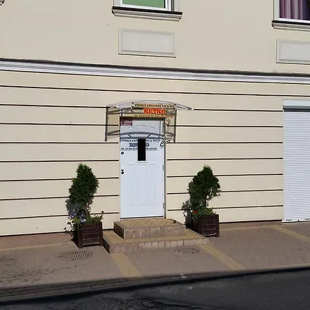 Goscinne Vis A Vis Retro Apartment *