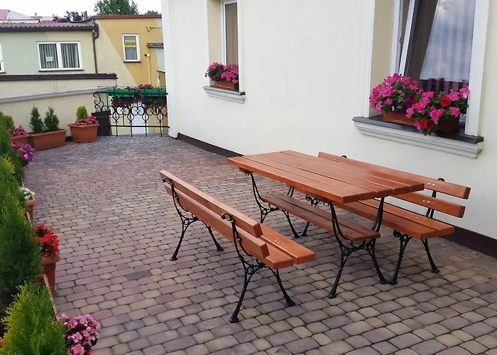 Goscinne Vis A Vis Retro Gostynin